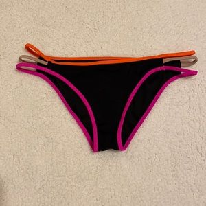 Victoria’s Secret strappy cheeky bikini bottom M